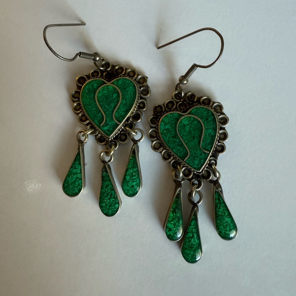 Vintage Green Heart Drop Earrings